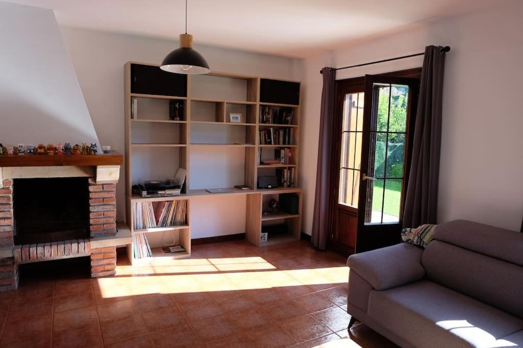Casa Uri Villa Cubas  Bagian luar foto